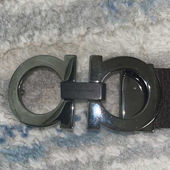 Salvador Ferragamo Brown pebbled belt. - Picture 6 of 7